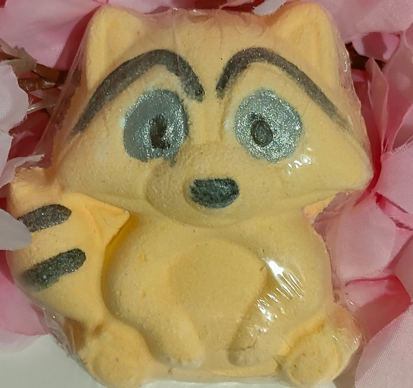 Rockie The Raccoon Bath Bomb