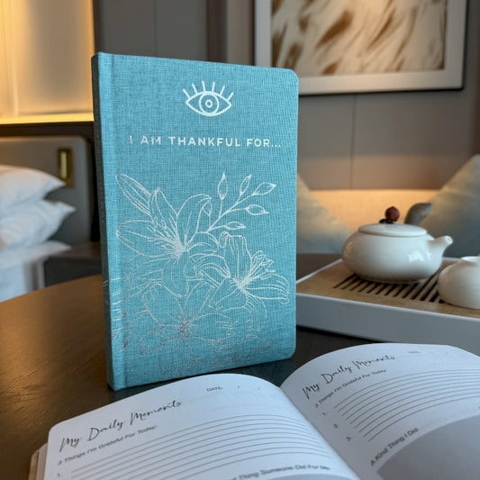 Blue Gratitude Journal: I Am Thankful For