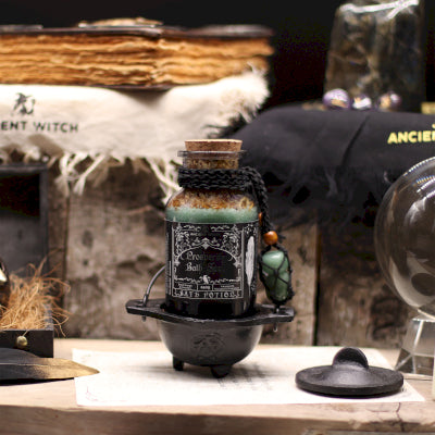 Ancient Witch Bath Spell Potion & Aventurine Crystal Amulet - Prosperity